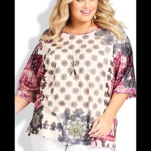 Avenue Brand Women’s ‘Leid Back’ Top - Ivory Print Size 20